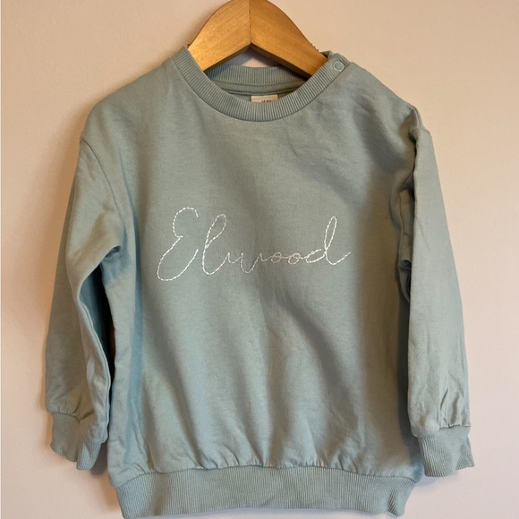 Custom embroidered sweaters - Picture 2 of 7